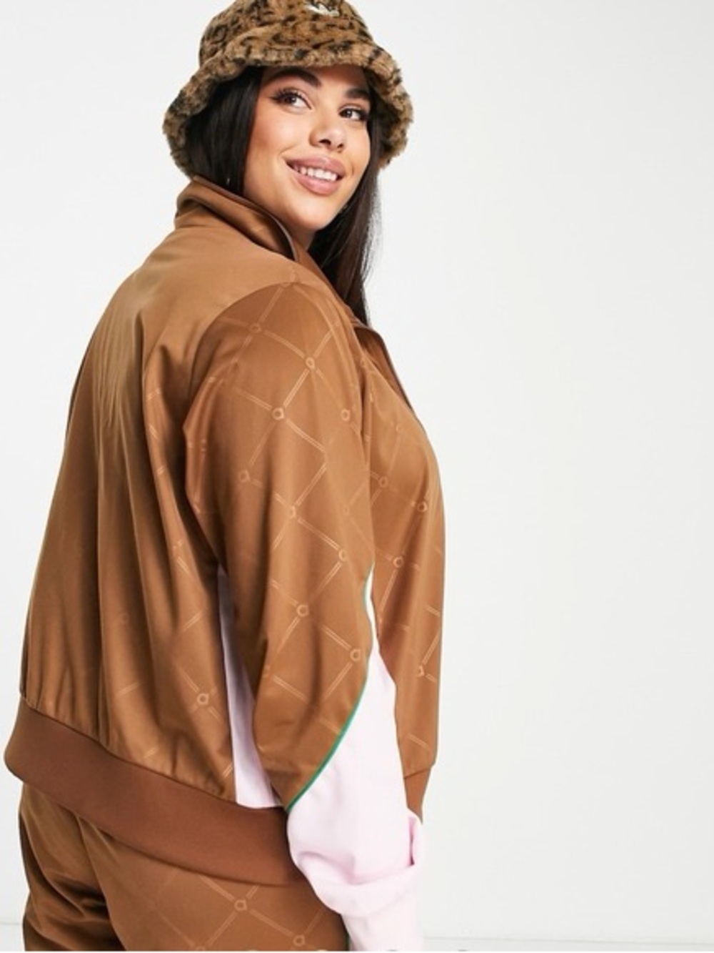 Adidas Originals /// Women’s Retro Luxury TrackSuit - Size Medium *NWT* - Picture 2 of 16